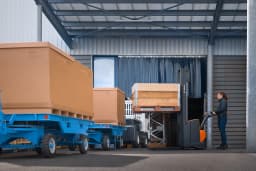 Tracto 29t operatore seduto, per attività intensive su lunghe distanze - Thumbnail 7