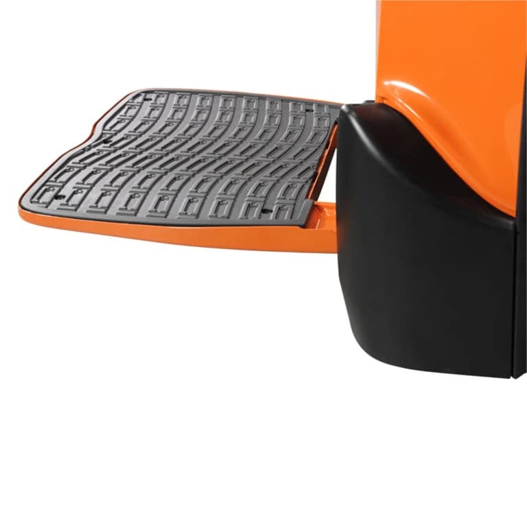 BT Levio 2.0t con pedana operatore - Immagine 5