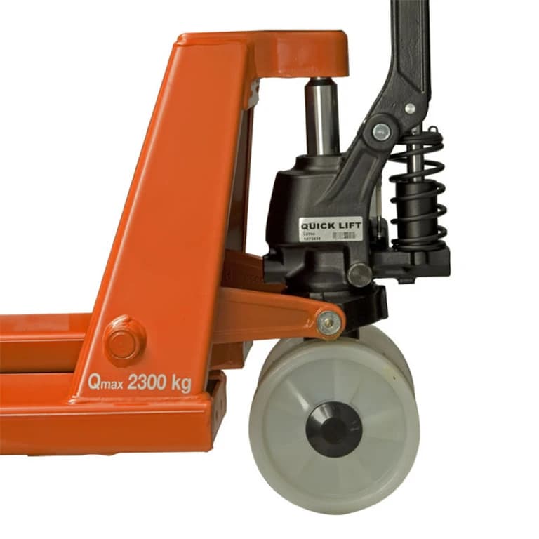 Toyota Quick Lifter Silent – Transpallet manuale silenziato - Immagine 4