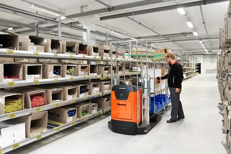 Toyota BT Optio 1t con scale - Immagine 3