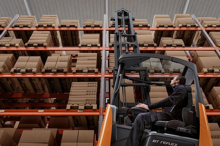 BT Reflex 1.4t con cabina reclinabile - Immagine 7