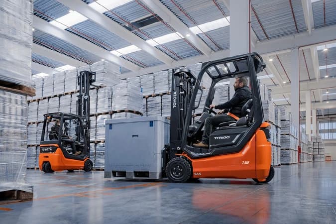 Toyota Traigo48, carrello a 3 ruote da 1,8 t - Immagine 6